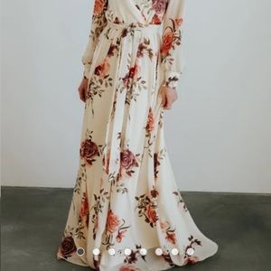 BUMP FRIENDLY Fall Floral Maxi Dress